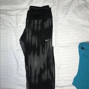 Nike leggings